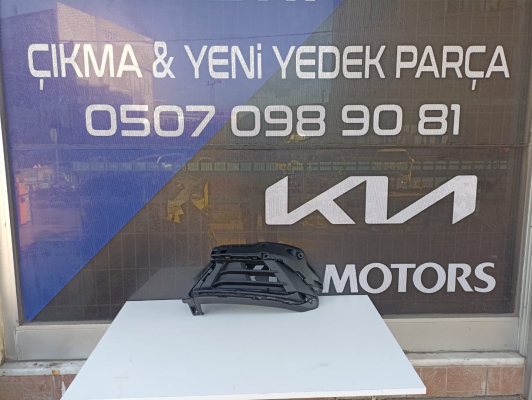 KİA SPORTAGE 2022-2024 SOL SİS FARI ÇERÇEVESİ SIFIR YAN SANAYİ