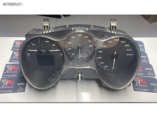 Seat Leon Gösterge Paneli Kılcal Çatlak Var a2c53348097