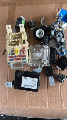 Kia Picanto 1.0 39111-04055 9001140009KF ME17.9.11.1 ECU KIT SET
