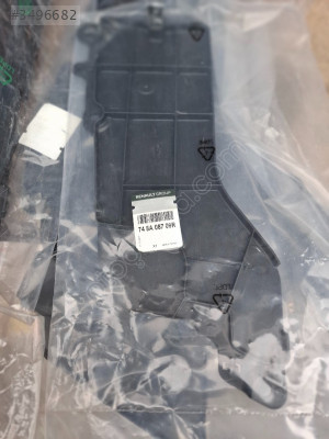 Renault megan 4 arka tampon alt kaplama 748A08709R