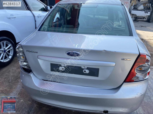 FORD FOCUS 2,5 SEDAN BAGAJ KAPAĞI ORİJİNAL ÇIKMA HATASIZ