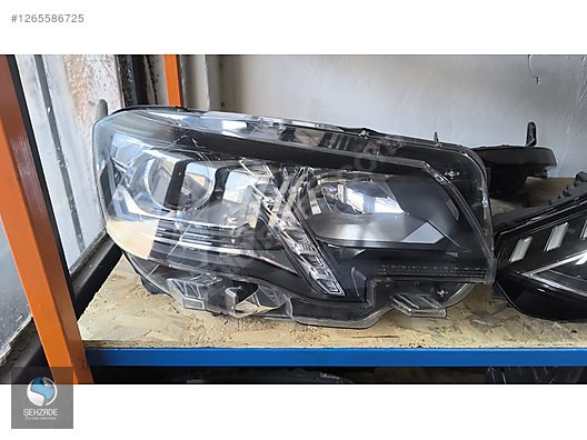 PEUGEOT RİFTER SAĞ FAR ORJİNAL ÇIKMA
