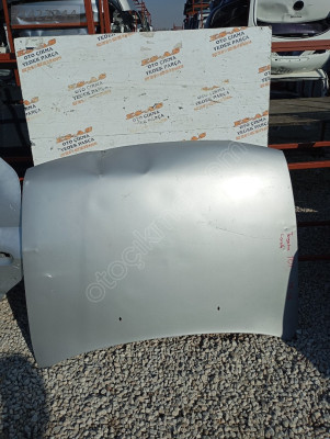 Toyota Corolla 101 çıkma kaput 1993 1998 model