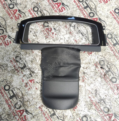 VOLKSWAGEN GOLF 7.5 GÖSTERGE PANEL ÇERÇEVESİ 5G0857059