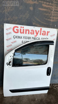 FİAT FİORİNO SOL ÖN KAPI