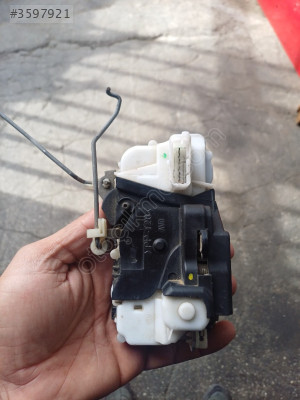 CİTROËN C5 2 KASA SAĞ ÖN KAPI KİLİDİ ÇIKMA ORJİNAL