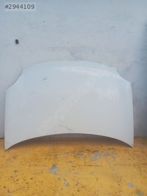 Volkswagen Polo ön kaput