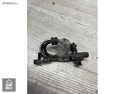 Abs Sensoru ARKA/8V51 2B372 Ac Ford Fıesta Bm 08-13 8V51 2C190
