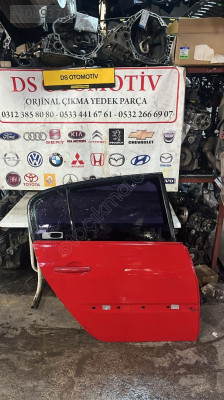 2004-2010 RENAULT MEGANE 2 SEDAN SAĞ ARKA KAPI HATASIZ