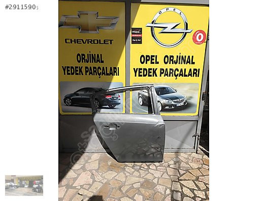 Chevrolet cruze hb çıkma sağ arka kapı ORJİNAL OTO OPEL