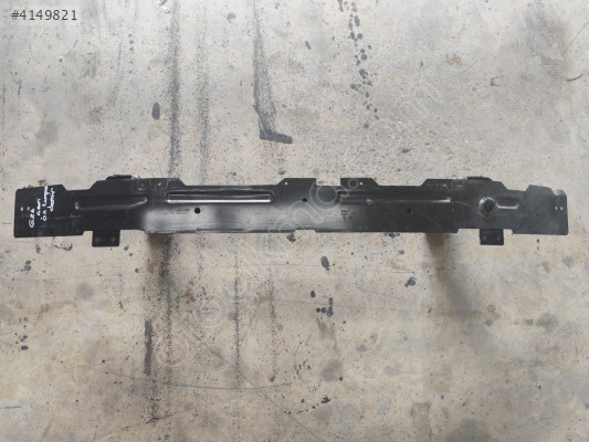 BMW G26 4SERİ ÖN TAMPON DEMİR