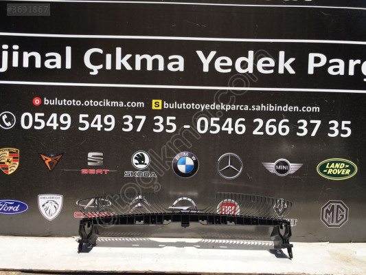2020-2024 VW Tiguan Ön Tampon Orta Braketi