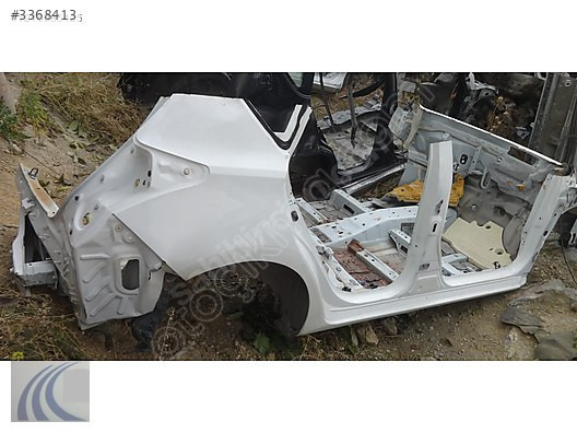 TOYOTA AURIS 2014 ÇIKMA SAĞ ARKA ÇAMURLUK