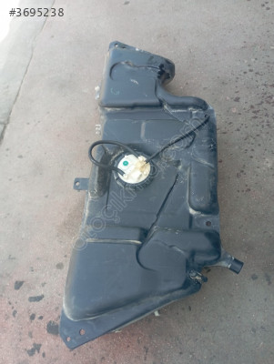 RENAULT KANGOO 1.5 DCİ MAZOT DEPOSU