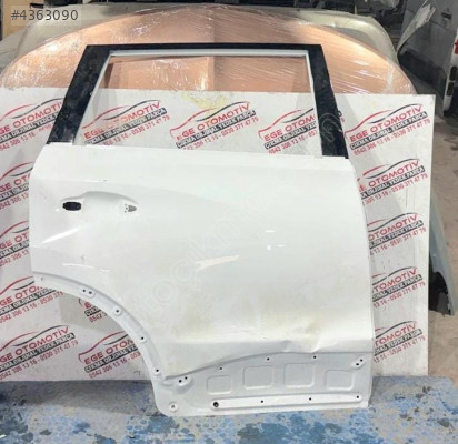 CHERY TİGGO 7 PRO BEYAZ SAĞ ARKA KAPI ORJINAL GÖÇÜKLÜK