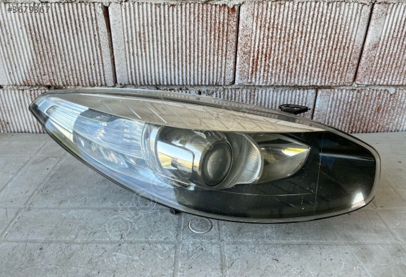 RENAULT FLUENCE MERCEKLİ SAĞ FAR ORJİNAL ÇIKMA