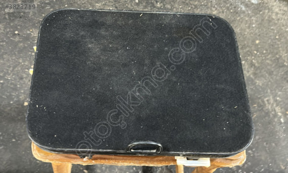RENAULT MEGANE 2 TABAN DÖŞEME KAPAĞI 8200159913