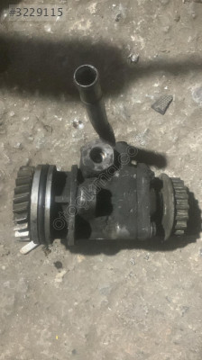 7H0422153  Volkswagen T5 yürüyen direksiyon