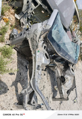 TOYOTA COROLLA SAĞ ÖN ŞASE OTO FEDAİ