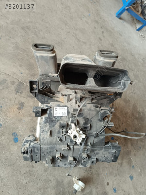 Toyota Yaris Kalorifer Kutusu
