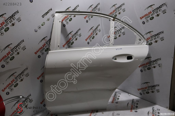 MERCEDES C SERİSİ A205 W205 SOL ARKA KAPI