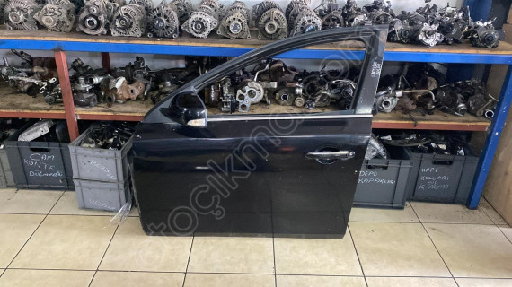 RENAULT LATİTUDE SOL ÖN KAPI