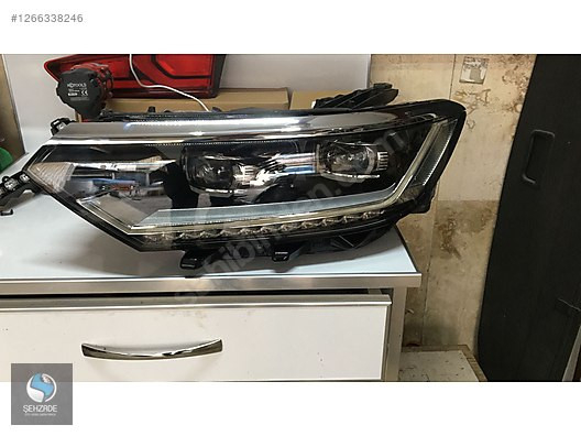 VOLKSWAGEN PASSAT B8 HİGHLİNE SOL FAR ÇIKMA ORJİNAL