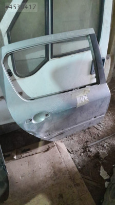 Peugeot 307 sağ arka kapı