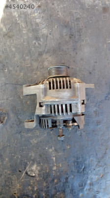 1.9 Kangoo şarj dinamosu