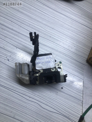 AUDİ A6 ÖN KAPUT KİLİDİ