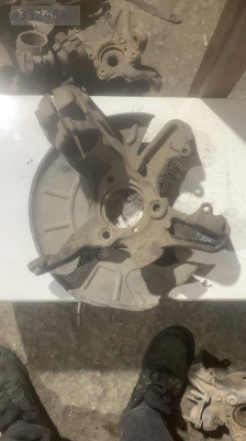 VW Golf 1K0255 Sol Taşıyıcı Çıkma Parça - Oto Yedek