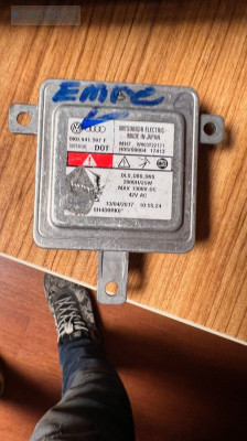8K0941597F AUDİ XENON FAR BEYNİ ORJİNAL ÇIKMA