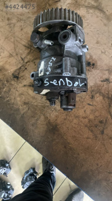 RENAULT SYMBOL 1,5 E4 YAKIT POMPASI