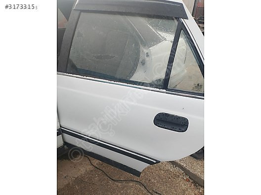 91 ve 95 HYUNDAİ ELANTRA SOL ARKA KAPI