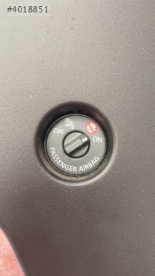RENAULT CLİO 5 AİRBAG DÜĞMESİ
