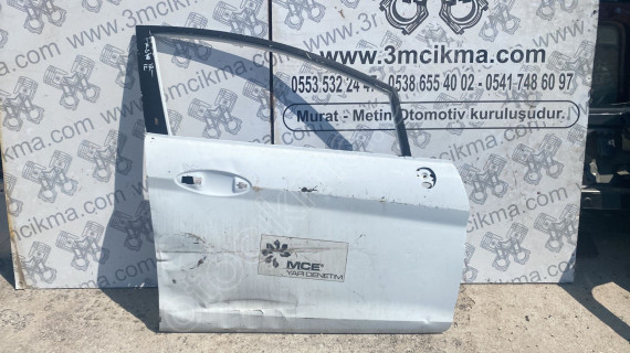 FORD FİESTA SAĞ ÖN KAPI