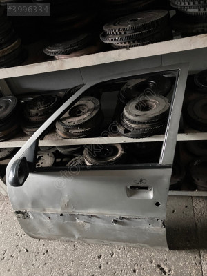 Citroen Saxo sol ön kapı
