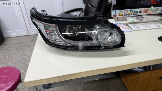 RANGE ROVER SAĞ FAR ORJİNAL ÇIKMA