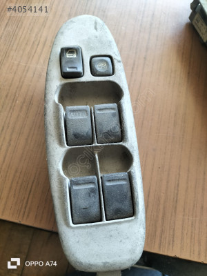 80961bu400 Nissan Almera tino dörtlü cam düğmesi