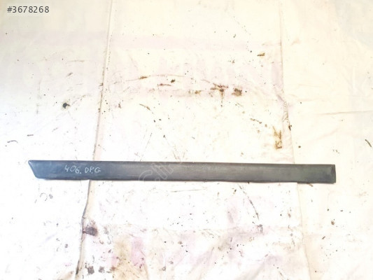 Peugeot 406 sağ arka kapı bandı 96164538