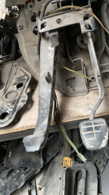 FORD CUSTOM 2.2 PEDAL TAKIMI ÇIKMA