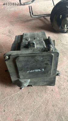 2016 RENAULT MASTER 3 ÇIKMA ORJİNAL SİGORTA KUTUSU