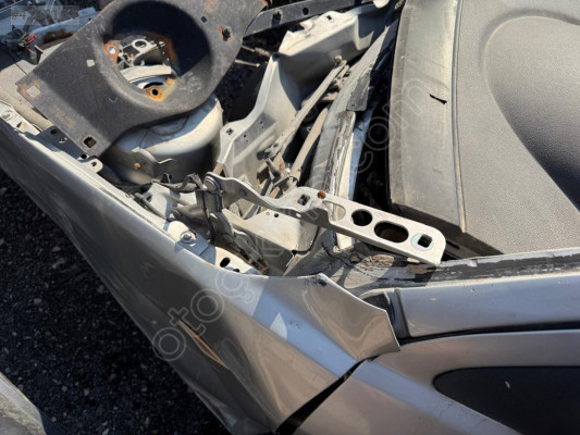 FORD MONDEO MOTOR KAPUTU MENTEŞESİ 2003-2008 MODEL