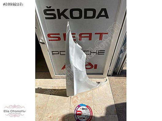 SEAT LEON SAĞ ÖN ÇAMURLUK