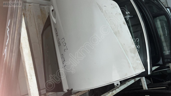 HYUNDAİ İ20 SOL ARKA KAPI OTO FEDAİ