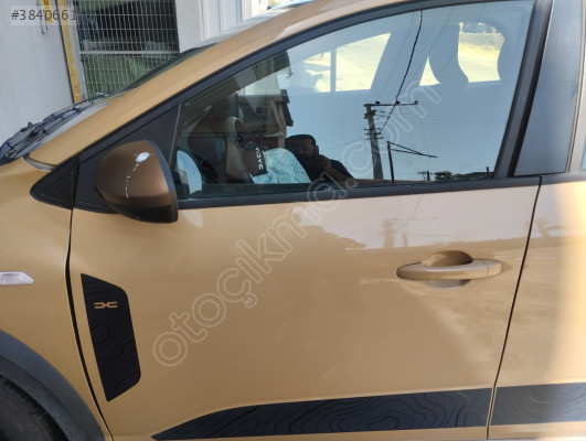 DACİA SANDERO STEPWAY SOL ÖN KAPI ORJ HATASIZ RENKAY KOCAELİ