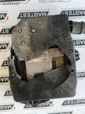 0281015242 8M51-12A650-XA FORD FOCUS MOTOR BEYNİ BOSCH ECU