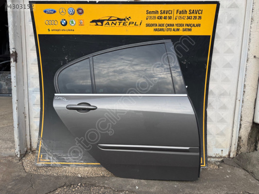 RENAULT LAGUNA 3 SAĞ ARKA KAPI DOLU HATASIZ ÇIKMA ORJ 2009-2011