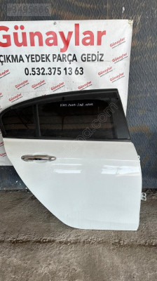 FİAT EGEA SAĞ ARKA KAPI