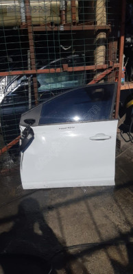 RENAULT TALİANT SOL ÖN KAPI DOLU ORJİNAL ÇIKMA